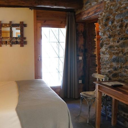 Cal Batlle Casa Rural La Cortinada Kültér fotó