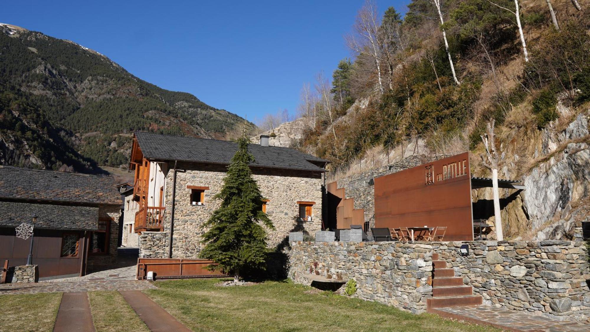 Cal Batlle Casa Rural La Cortinada Kültér fotó