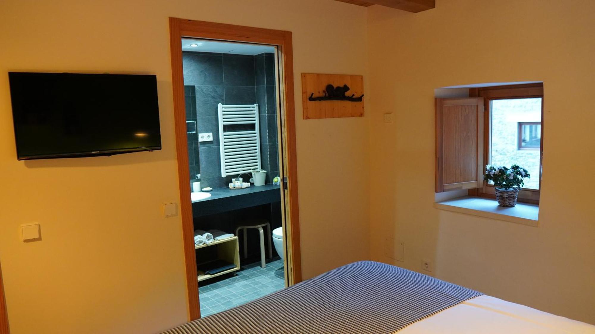 Cal Batlle Casa Rural La Cortinada Kültér fotó